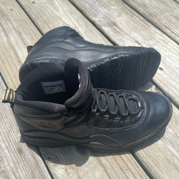 Air Jordan 10 Retro ‘NYC’ - Picture 4 of 4